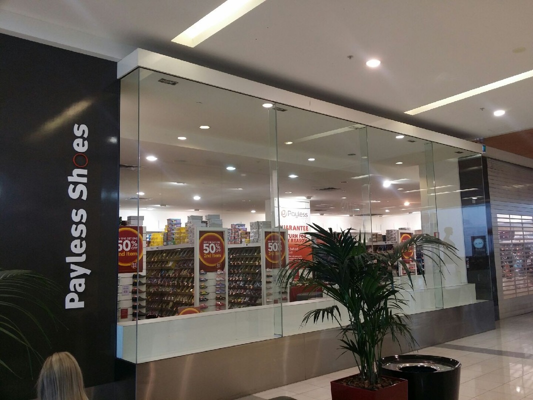 Local Legends 4 274 Great Eastern Hwy, Shop T039 Midland Gate Shopping Centre, Midland WA 6056. (08) 9274 0855 customerservice@paylessshoes.com.au www.paylessshoes.com.au